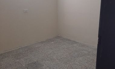 VENDO INMENSA CASA DE PRIMER PISO EN BARBOSA ANTIOQUIA COLOMBIA.