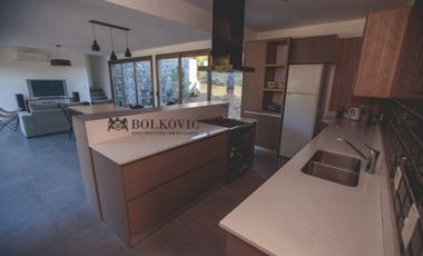 Casa en venta en Costa Esmeralda — Ecuestre | 4 dormitorios | Pileta