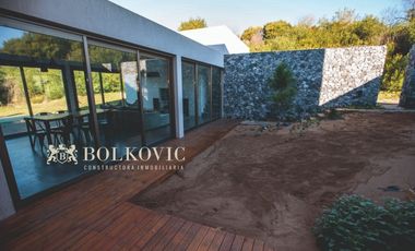 Casa en venta en Costa Esmeralda — Ecuestre | 4 dormitorios | Pileta