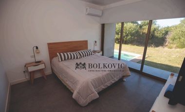 Casa en venta en Costa Esmeralda — Ecuestre | 4 dormitorios | Pileta