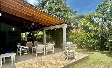 Venta de cabaña en conjunto frente de la playa, Don Jaca, Santa Marta