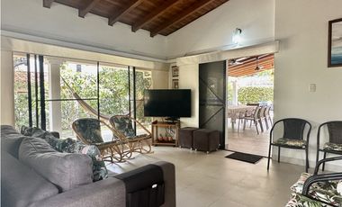 Venta de cabaña en conjunto frente de la playa, Don Jaca, Santa Marta