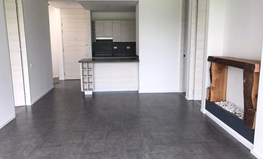 PR13517 SE ARRIENDA APARTAMENTO EN SECTOR ALTO DE LAS PALMAS / EL POBLADO