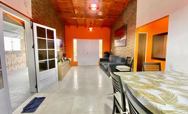 Casa En Lote Propio- Morón