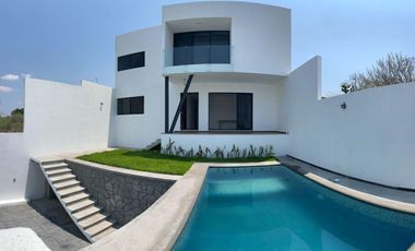 CASA NUEVA, INDEPENDIENTE, CON HERMOSA VISTA AL LAGO