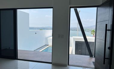CASA NUEVA, INDEPENDIENTE, CON HERMOSA VISTA AL LAGO