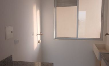 apartamento en arriendo en conjunto las palmas  vía turbaco. Cod A120549