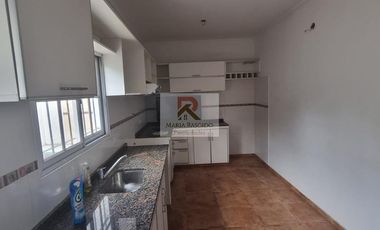 Venta Dúplex Ituzaingó 3 ambientes cerca Autopista Excelente construcción como nuevo