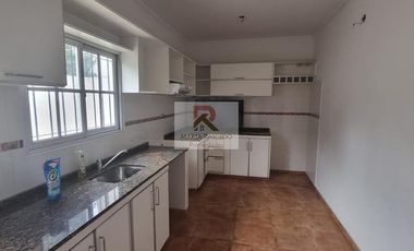 Venta Dúplex Ituzaingó 3 ambientes cerca Autopista Excelente construcción como nuevo
