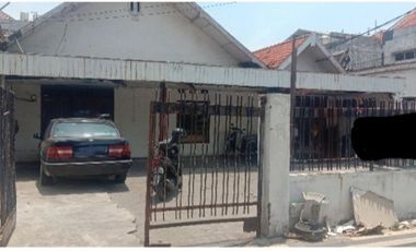 Dijual Rumah Hitung Tanah Jalan Rajawali Surabaya