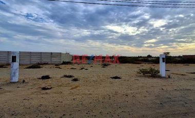 ✨ ¡Oportunidad Única de Inversión en Piura! ✨

🌟 Terreno Urbano en Venta 🌟

Dirección: Manzana A LOTE 06 Y 07 CONDOMINIO LAS CASAS DE ENGEL LA MAR