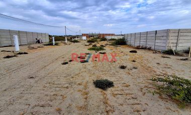 ✨ ¡Oportunidad Única de Inversión en Piura! ✨

🌟 Terreno Urbano en Venta 🌟

Dirección: Manzana A LOTE 06 Y 07 CONDOMINIO LAS CASAS DE ENGEL LA MAR
