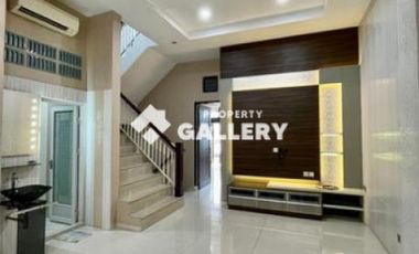 Rumah Komplek Villa Jati Mas Jalan Perintis Kemerdekaan MEDAN