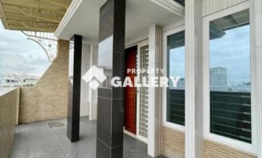 Rumah Komplek Villa Jati Mas Jalan Perintis Kemerdekaan MEDAN