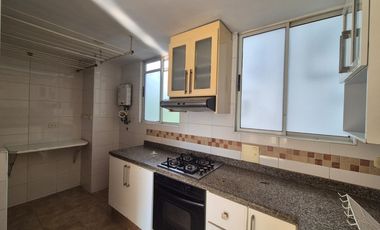 apartamento en arriendo en cabecera del llano. Cod A125167
