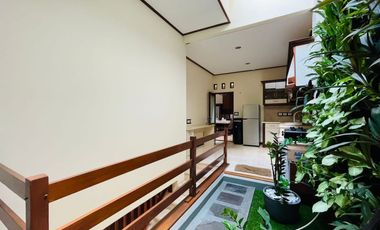 DISEWAKAN RUMAH LUX FULLFURNISH @ AREA SETRASARI BANDUNG