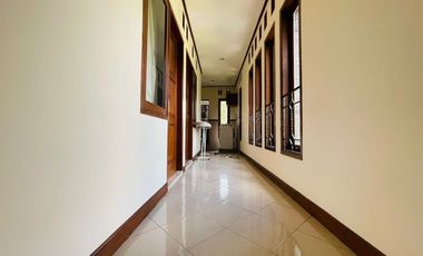 DISEWAKAN RUMAH LUX FULLFURNISH @ AREA SETRASARI BANDUNG