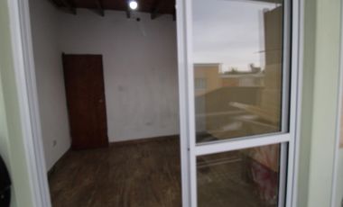 DEPARTAMENTO 2 Amb. Planta Alta- Hurlingham