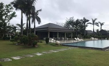 Aduna Beach Villas