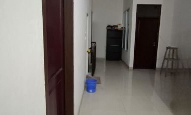 Dijual Rumah Green Garden 21/2 Lantai Harga Nego Jalan Tinggi