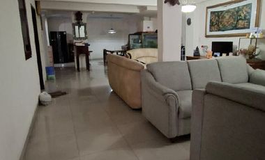 Dijual Rumah Green Garden 21/2 Lantai Harga Nego Jalan Tinggi