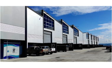 OFIBODEGA DE 510 M2 EN VENTA O ALQUILER EN MILLA 8