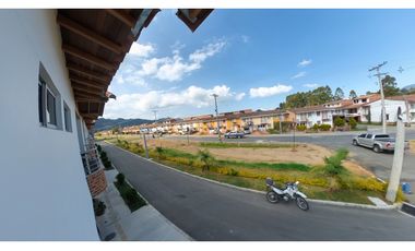 VENTA CASA 127 mts2 LA CEJA SECTOR LA ALDEA - D