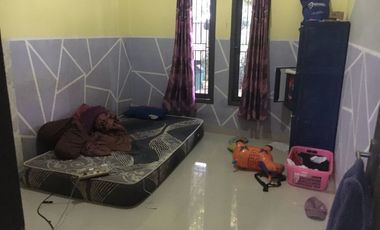 rumah terawat dijual cepat dapat kontrakan 1 pintu (shm)