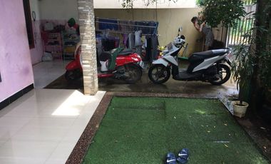 rumah terawat dijual cepat dapat kontrakan 1 pintu (shm)