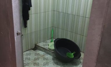rumah terawat dijual cepat dapat kontrakan 1 pintu (shm)