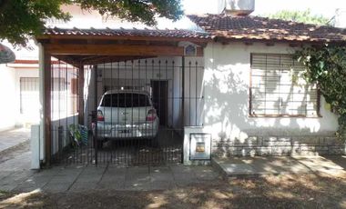 Casa PH en venta en La Lucila del Mar