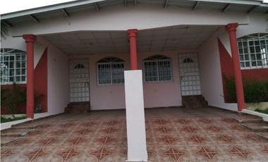 Se Vende Casa en Villa del Carmen , La Chorrera