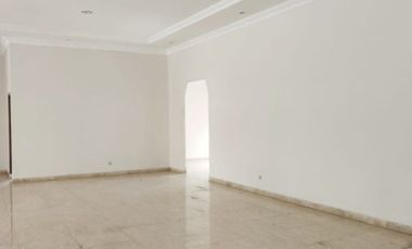 DIJUAL RUMAH LUAS, MEGAH di Jl KEMANG DALAM, JAKSEL