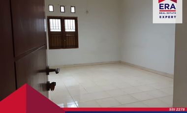 Disewakan Rumah Duren Sawit
