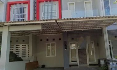 Rumah disewakan di Sukolilo, Surabaya