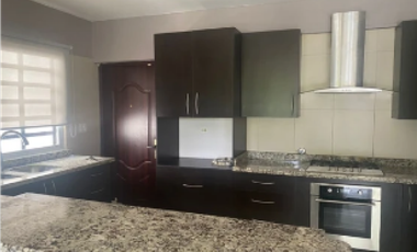 VENTA DE CASA EN CONDADO DEL REY