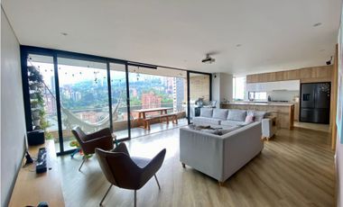 Apartamento con vista 360 en venta en El Poblado sector San Lucas