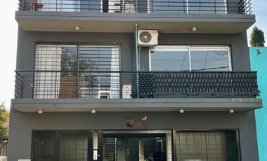 MUY LINDO DEPTO DE 2 AMB CONTRAFRENTE