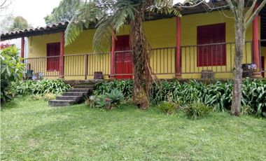 Casa Finca en Venta Posibilidad de Subdividir en 4 lotes, Santa Elena
