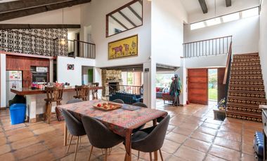 casa en venta en frailejonal. Cod V7961