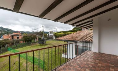 casa en venta en frailejonal. Cod V7961