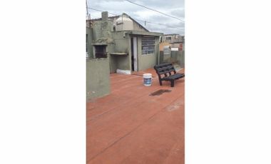 Departamento tipo casa en venta, Lomas Del Mirador - PH PRIMER PISO, 3 AMBIENTES