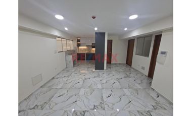 Estrena Tu Hogar Hoy – Alquiler De Depa Moderno Con Ascensor En Campoy