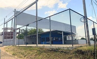 !!!Se Alquila Local en Avenida Principal¡¡¡