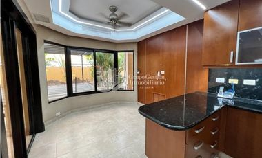 VENTA O ALQUILER CASA COSTA DEL ESTE 4 REC AMPLIA E ILUMINADA MLD