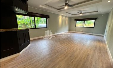 VENTA O ALQUILER CASA COSTA DEL ESTE 4 REC AMPLIA E ILUMINADA MLD