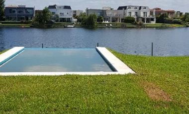 Casa en venta en Benavidez Este