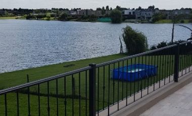 Casa en venta en Benavidez Este