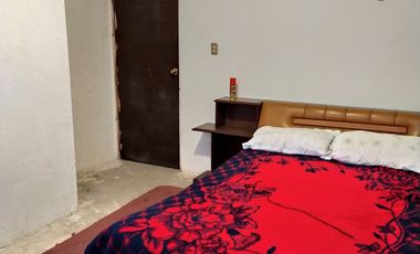 CASA EN EL CENTRO DE  POXTLA CON TERRENO