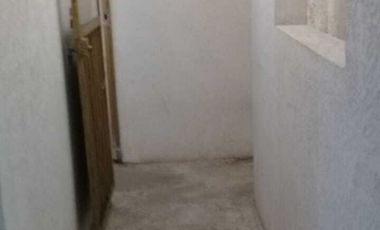 CASA EN EL CENTRO DE  POXTLA CON TERRENO
